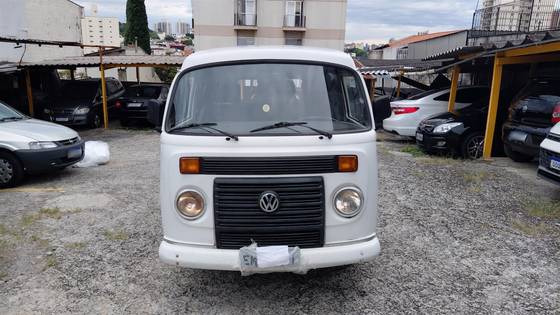 VOLKSWAGEN KOMBI 1.4 MI FURGÃO 8V FLEX 3P MANUAL
