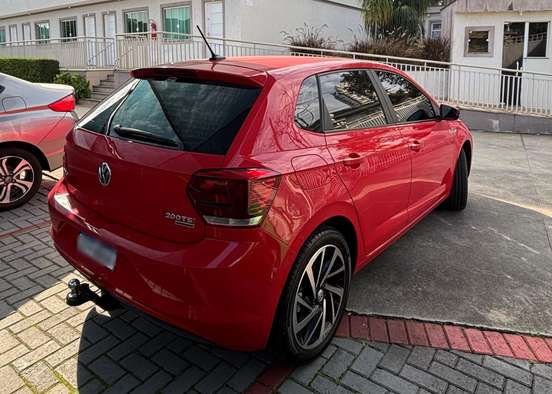 VOLKSWAGEN-POLO-2018