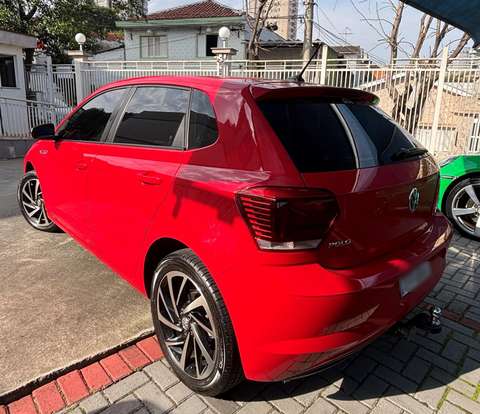 VOLKSWAGEN-POLO-2018
