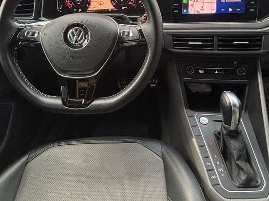 VOLKSWAGEN-POLO-1.0 200 TSI HIGHLINE AUTOMÁTICO VOLKSWAGEN-POLO-2018