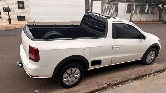 VOLKSWAGEN-SAVEIRO-2016