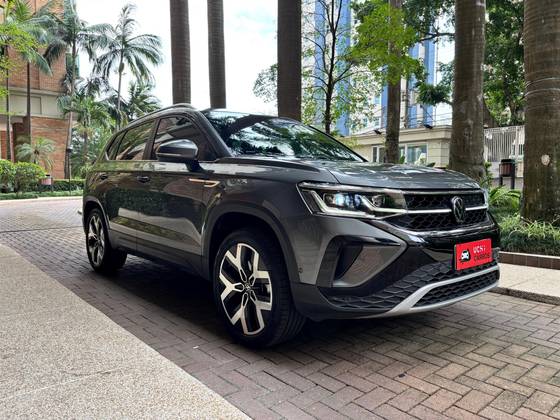 VOLKSWAGEN TAOS 1.4 250 TSI TOTAL FLEX HIGHLINE AUTOMÁTICO