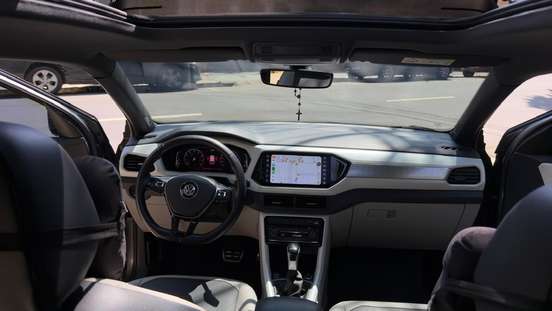 VOLKSWAGEN-T-CROSS-2021