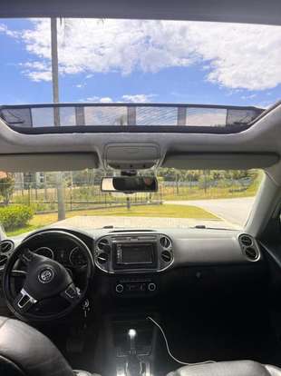 VOLKSWAGEN-TIGUAN-2013