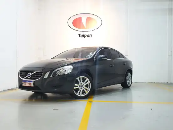VOLVO-S60-2.0 T5 DYNAMIC GASOLINA 4P AUTOMÁTICO VOLVO-S60-2011
