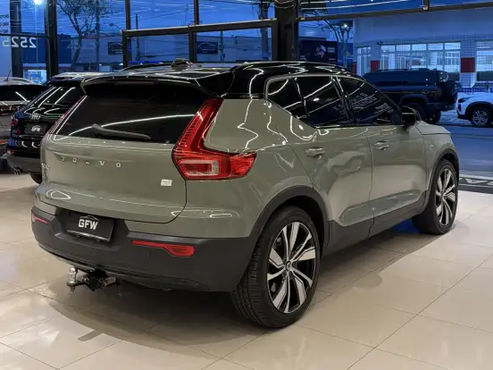 VOLVO-XC40-P8 RECHARGE ELECTRIC BEV PURE AWD VOLVO-XC40-2021