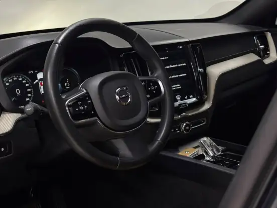 VOLVO-XC60-2.0 T8 HYBRID INSCRIPTION AWD GEARTRONIC VOLVO-XC60-2019