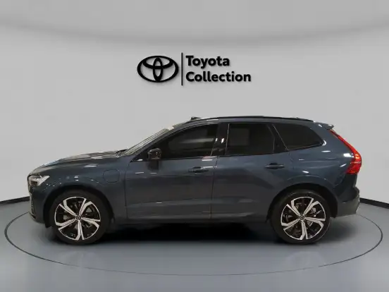 VOLVO-XC60-2023