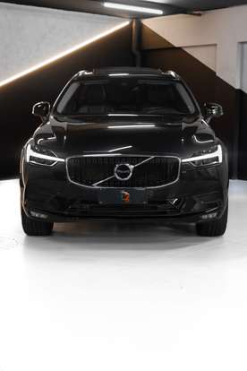 VOLVO-XC60-2018