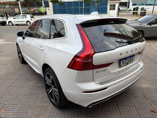 VOLVO-XC60-2.0 T5 GASOLINA R-DESIGN AWD GEARTRONIC VOLVO-XC60-2017