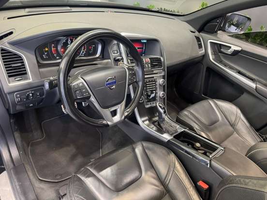 VOLVO-XC60-2.0 T5 R-DESIGN GASOLINA 4P AUTOMÁTICO VOLVO-XC60-2016