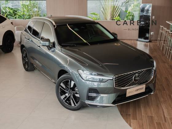 VOLVO XC60 2.0 T8 PHEV PLUS AWD GEARTRONIC