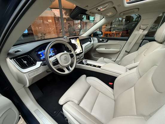 VOLVO-XC60-2.0 T8 PHEV ULTRA AWD GEARTRONIC VOLVO-XC60-2025