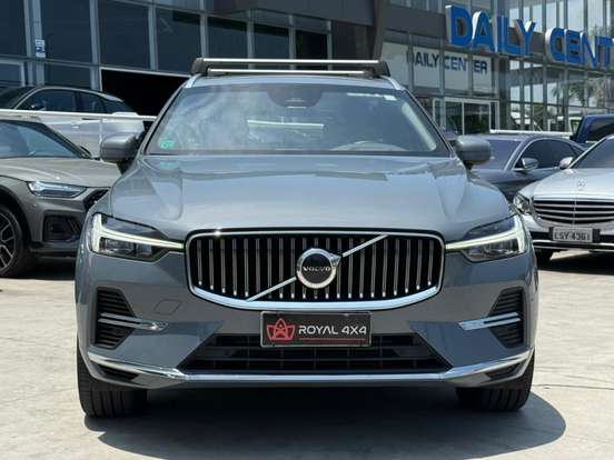 VOLVO-XC60-2022