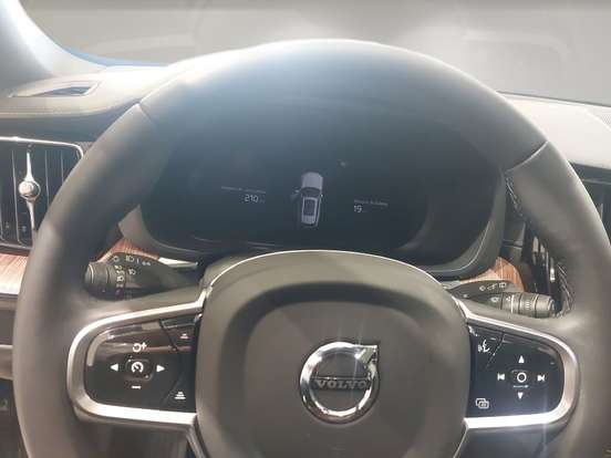 VOLVO-XC60-2.0 T8 RECHARGE ULTRA AWD GEARTRONIC VOLVO-XC60-2024