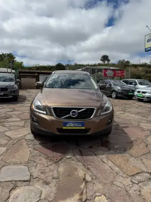 VOLVO-XC60-2010