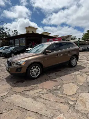 VOLVO-XC60-2010