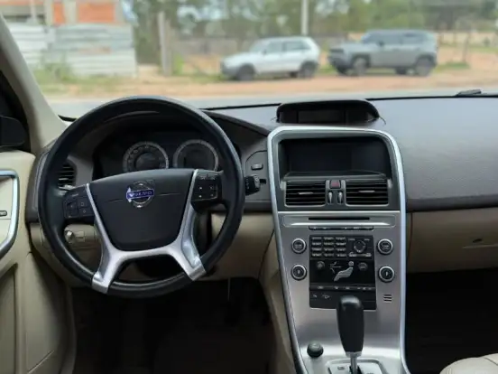 VOLVO-XC60-3.0 T6 TOP AWD TURBO GASOLINA 4P AUTOMÁTICO VOLVO-XC60-2010