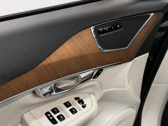 VOLVO-XC90-2.0 T8 HYBRID MOMENTUM AWD GEARTRONIC VOLVO-XC90-2021