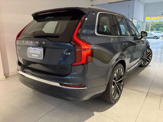 VOLVO-XC90-2025