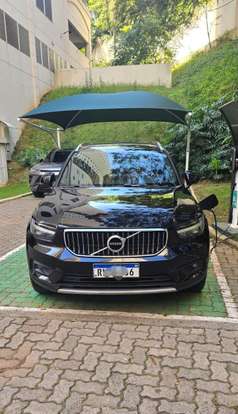 VOLVO-XC40-2021