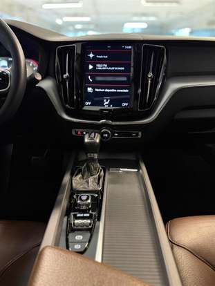 VOLVO-XC60-2019