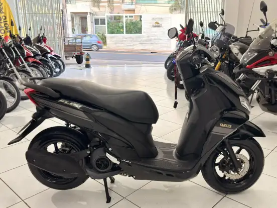 YAMAHA-FLUO 125 ABS-2023