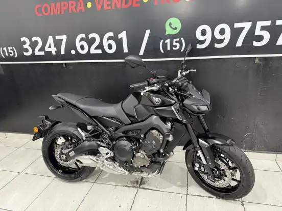 YAMAHA-MT-09-2024