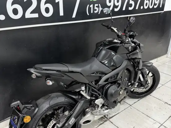 YAMAHA-MT-09 YAMAHA-MT-09-2024