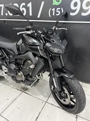YAMAHA-MT-09-2024
