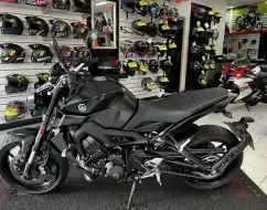 YAMAHA MT-09 YAMAHA MT-09