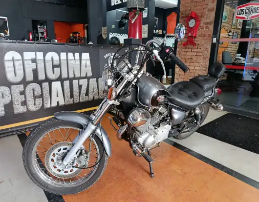 YAMAHA-VIRAGO 250-2000