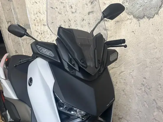 YAMAHA-XMAX 250 CONNECTED ABS YAMAHA-XMAX 250 CONNECTED ABS-2025