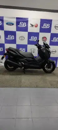 YAMAHA-XMAX 250 CONNECTED ABS-2024