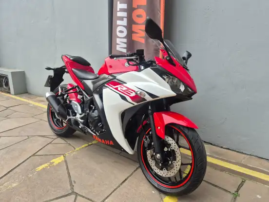 YAMAHA-YZF R3-2016