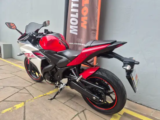 YAMAHA-YZF R3-2016