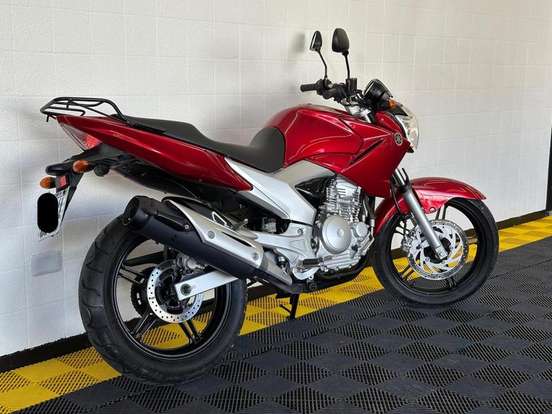 YAMAHA-FAZER 250IE LIMITED EDITION YAMAHA-FAZER 250IE LIMITED EDITION-2011
