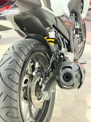YAMAHA-FZ25 FAZER CONNECTED ABS-2026