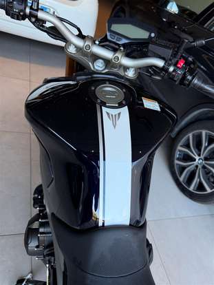 YAMAHA-MT-09-2014