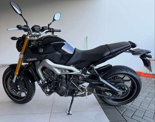 YAMAHA-MT-09 YAMAHA-MT-09-2014
