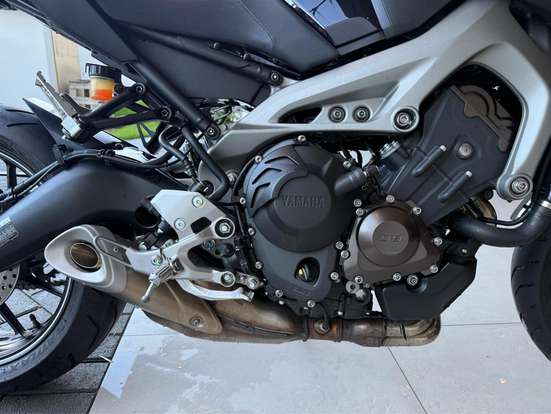 YAMAHA-MT-09 YAMAHA-MT-09-2014