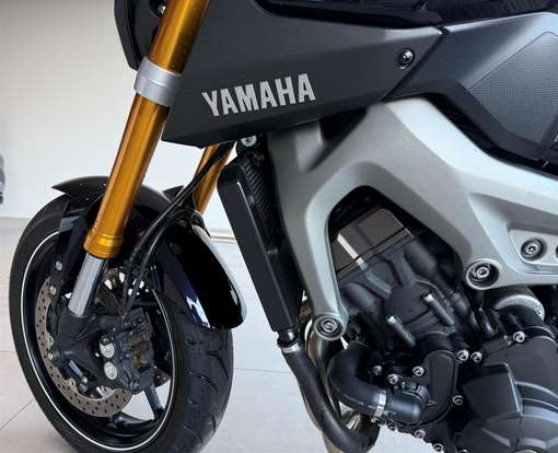YAMAHA-MT-09 YAMAHA-MT-09-2014