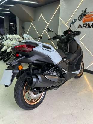 YAMAHA-XMAX 300 CONNECTED ABS-2026