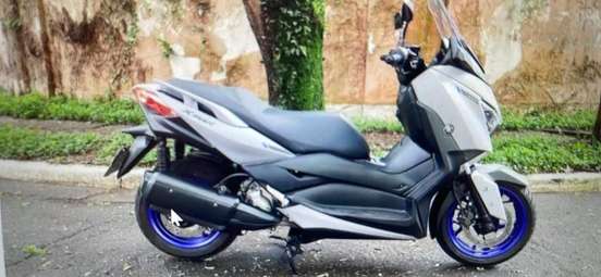YAMAHA-XMAX ABS-2022