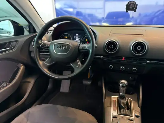 AUDI-A3-1.4 TFSI SEDAN ATTRACTION 16V FLEX 4P TIPTRONIC AUDI-A3-2016