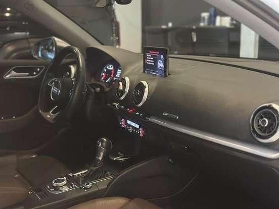 AUDI-A3-2019