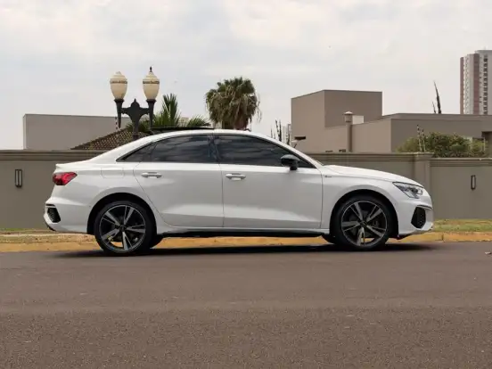 AUDI-A3-2024