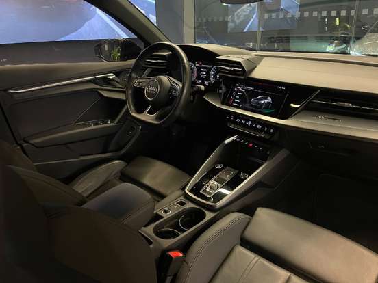 AUDI-A3-2023