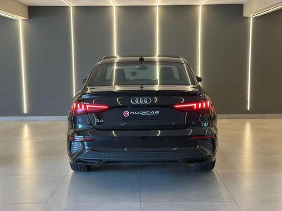 AUDI-A3-2021
