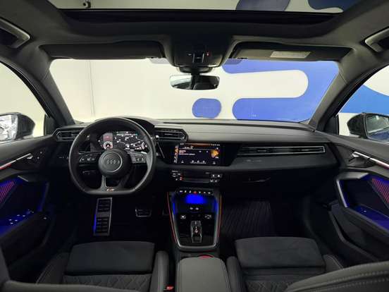 AUDI-A3-2.0 TFSI GASOLINA SEDAN PERFORMANCE BLACK S-TRONIC AUDI-A3-2025